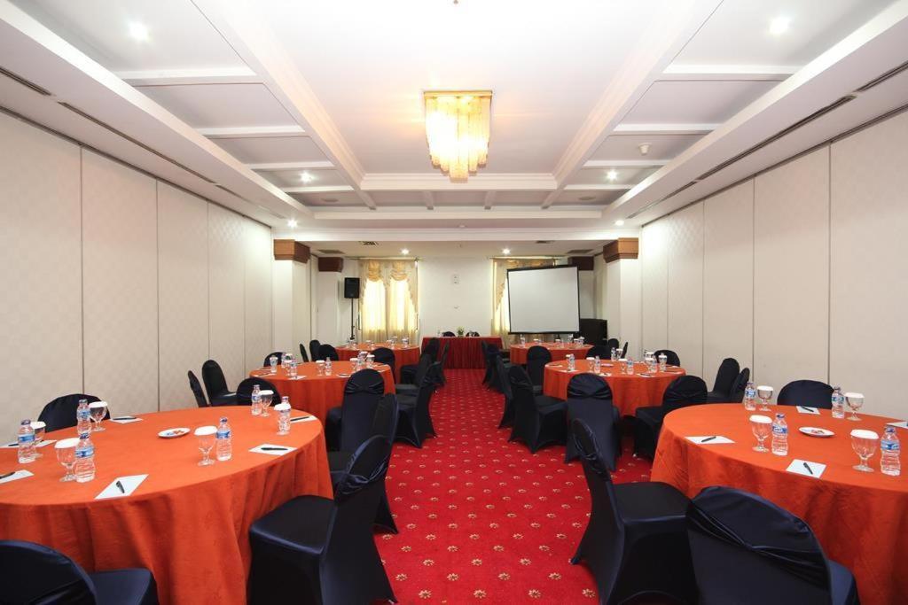 Maharani Hotel Jakarta Luaran gambar